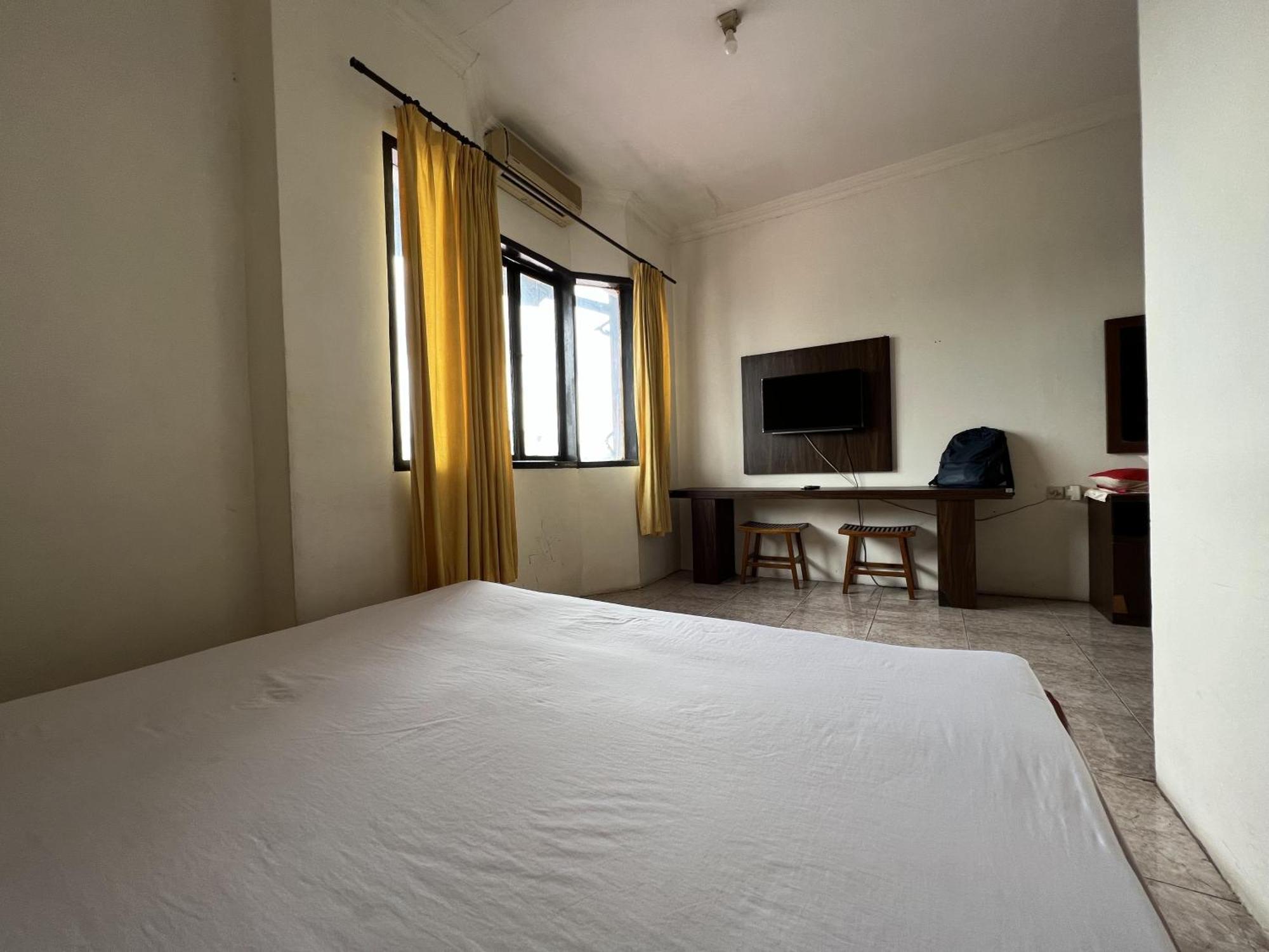Oyo 92098 Kost Orange Syariah Hotel Makassar Ngoại thất bức ảnh